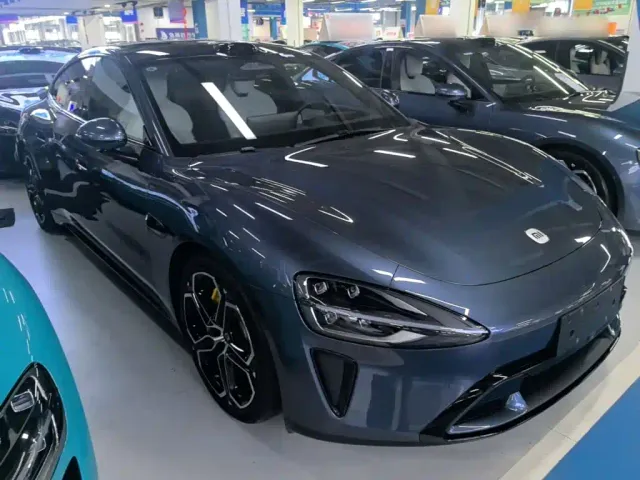 Xiaomi SU7 — Фото автомобиля 3