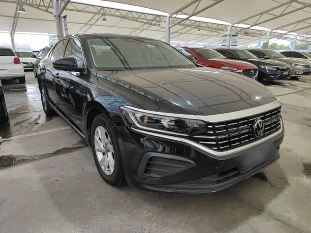 Volkswagen Passat — Фото автомобиля 3