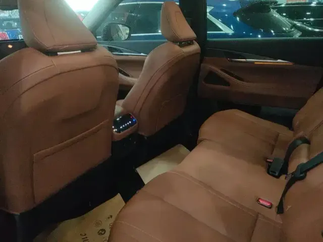 Infiniti QX60 — Фото автомобиля 11