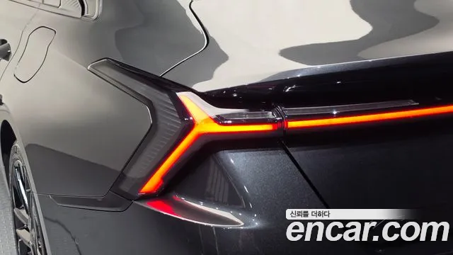 Kia K8 (New) Hybrid — Фото автомобиля 8