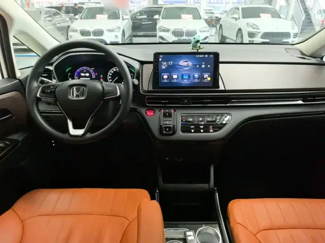Honda Odyssey — Фото автомобиля 9