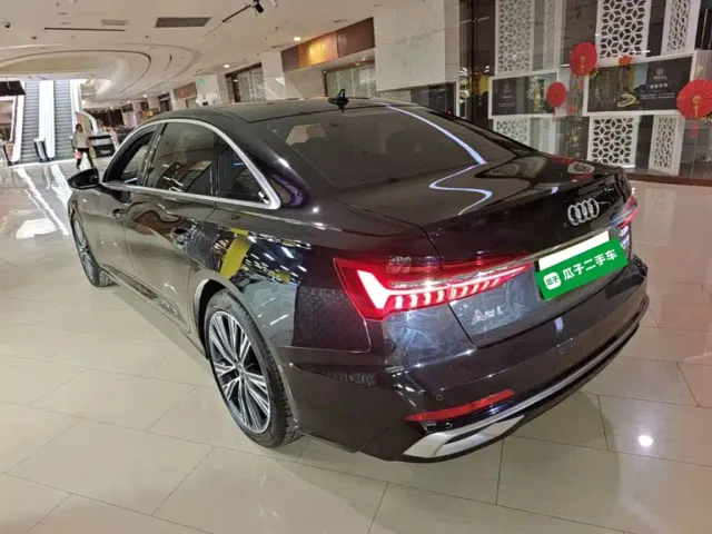 Audi A6L — Фото автомобиля 4