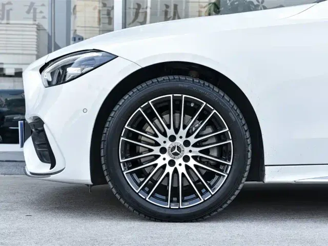 Mercedes-Benz C-Class — Фото автомобиля 20