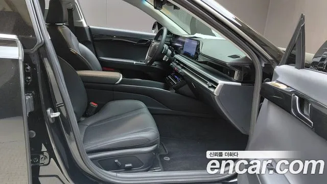 Hyundai Grandeur GN7 — Фото автомобиля 26