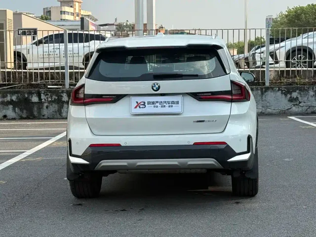 BMW X1 — Фото автомобиля 5