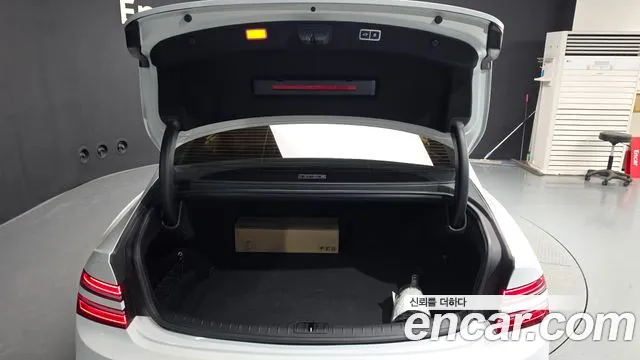 Genesis G80 RG3 — Фото автомобиля 26
