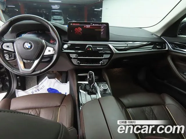 BMW 5 Series G30 — Фото автомобиля 7