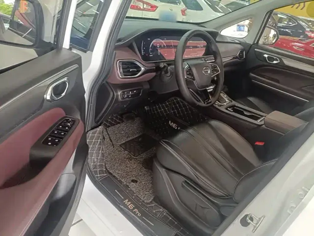 GAC Trumpchi M6 — Фото автомобиля 15