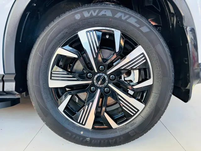 BYD Seal 05 DM-i — Фото автомобиля 20