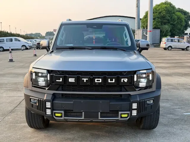 Jetour T2 — Фото автомобиля 2