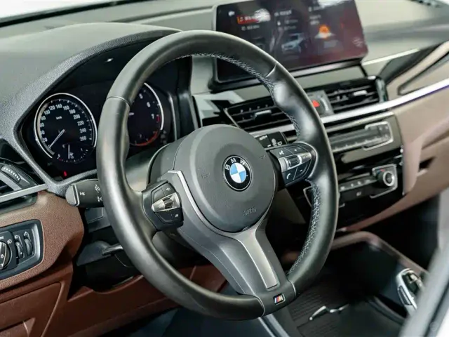 BMW X1 — Фото автомобиля 10