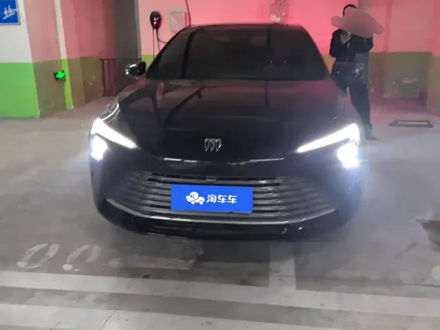 Buick LaCrosse — Фото автомобиля 2