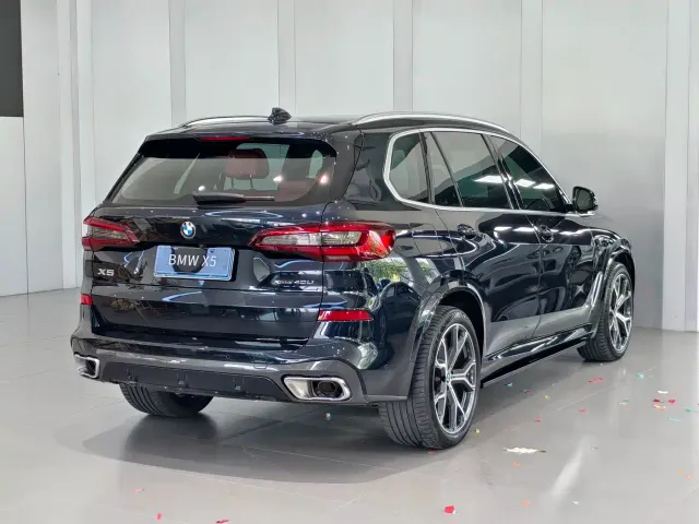 BMW X5 — Фото автомобиля 3