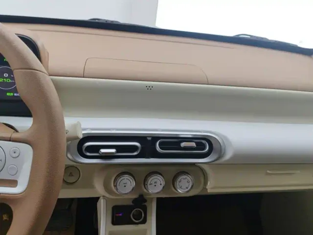 Wuling Hongguang Mini EV — Фото автомобиля 13