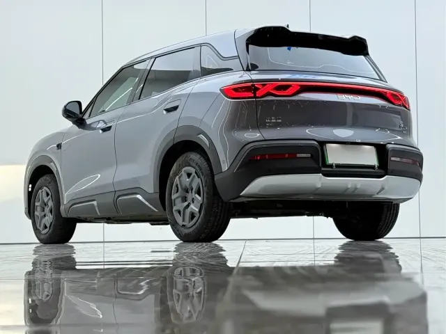 BYD Yuan UP — Фото автомобиля 11