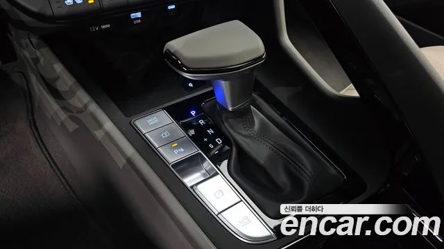 Hyundai Avante CN7 — Фото автомобиля 9