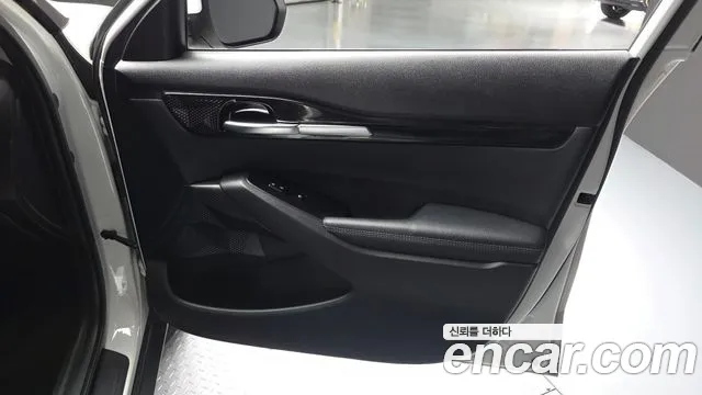 Kia Seltos — Фото автомобиля 13
