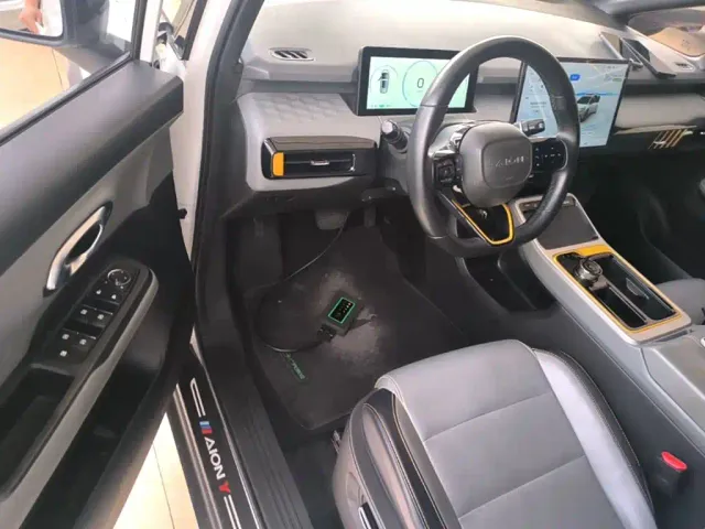 GAC Aion Y — Фото автомобиля 15