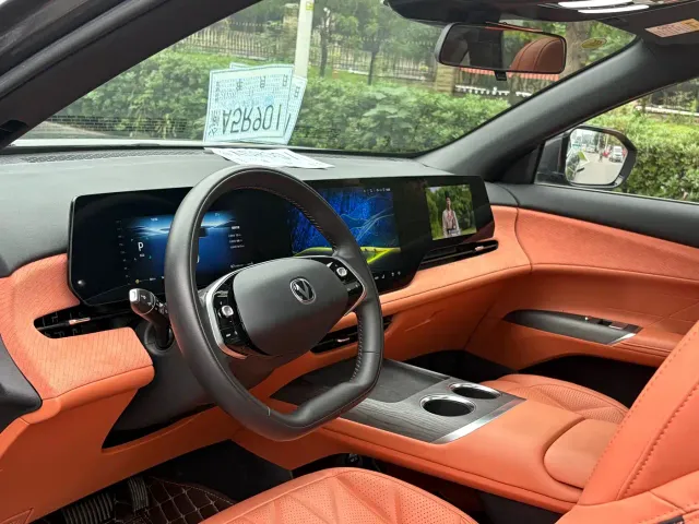 Changan CS75 Plus — Фото автомобиля 13
