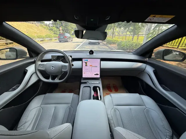 Nio ET5 Touring — Фото автомобиля 11