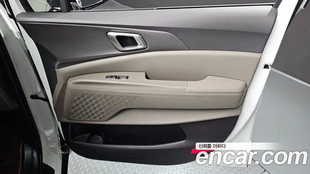 Kia Carnival 4th Gen — Фото автомобиля 14