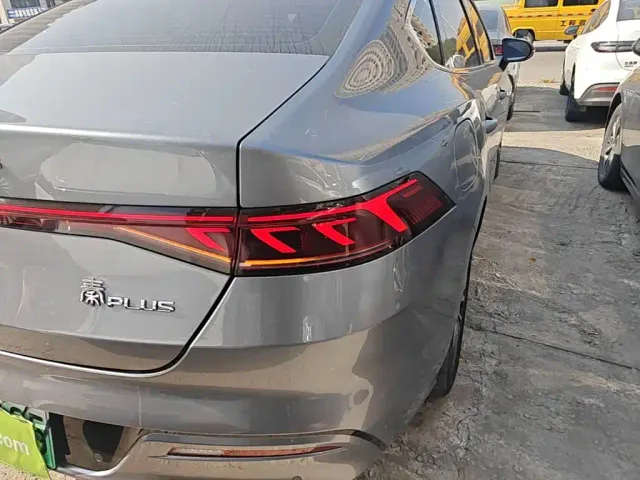 BYD Qin PLUS — Фото автомобиля 7