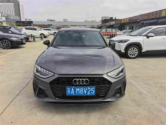 Audi A4L — Фото автомобиля 2