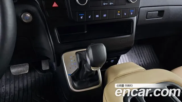 Hyundai Staria Staria Карго 3 места — Фото автомобиля 9