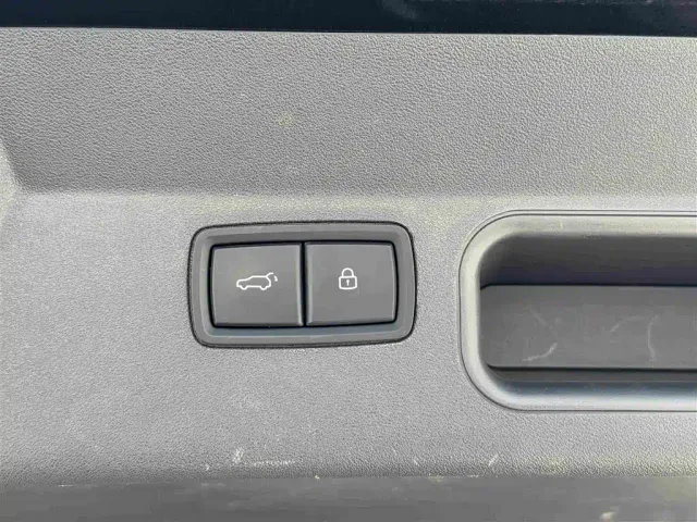 Li Auto ONE — Фото автомобиля 21