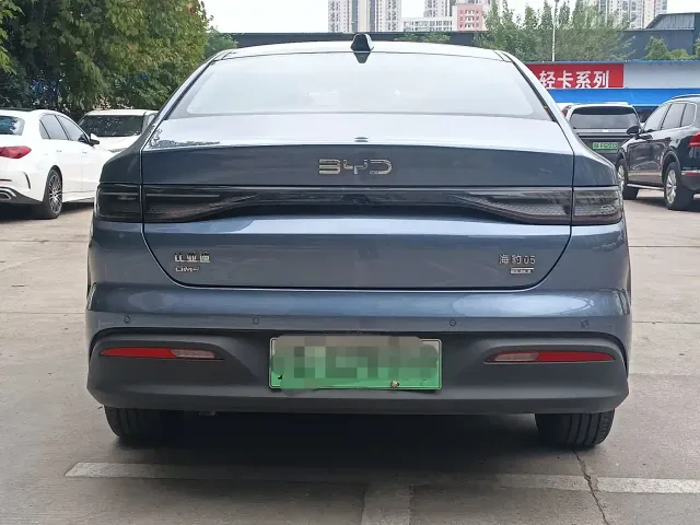 BYD Seal 05 DM-i — Фото автомобиля 5