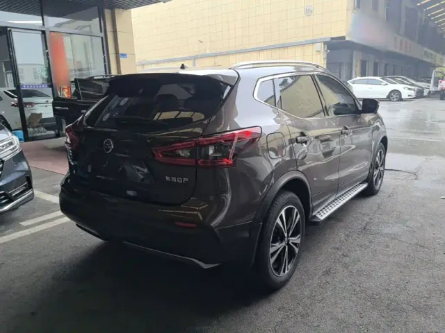 Nissan Qashqai — Фото автомобиля 4