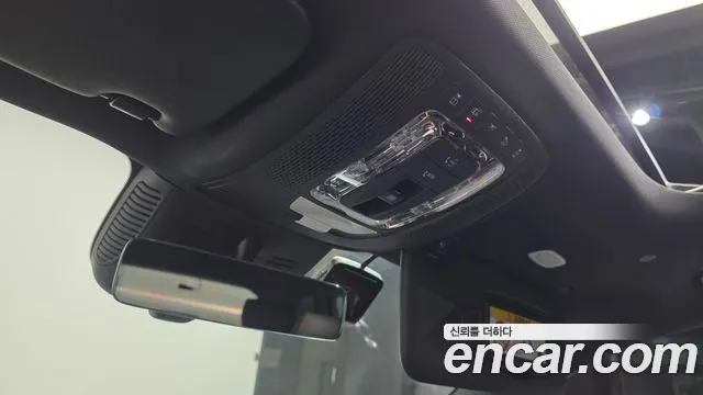 Mercedes-Benz EQB — Фото автомобиля 7