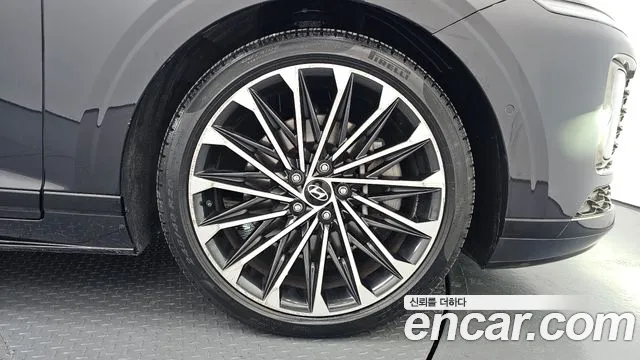Hyundai Grandeur GN7 — Фото автомобиля 6