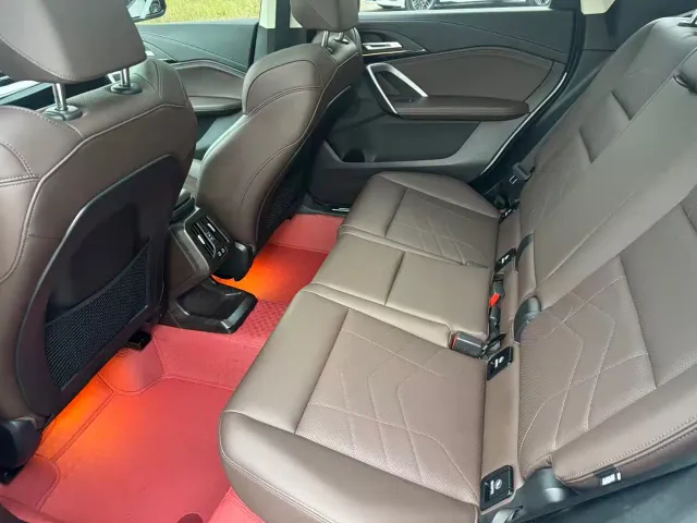 BMW X1 — Фото автомобиля 11