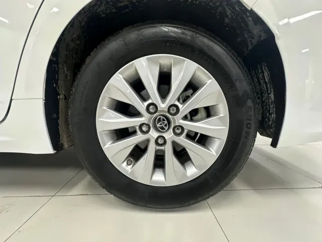 Toyota Corolla — Фото автомобиля 11