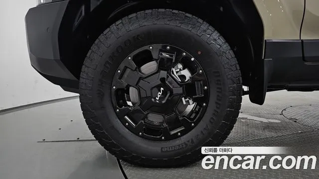 Kia Tasman Tasman 2.5T Бензин 4WD — Фото автомобиля 4