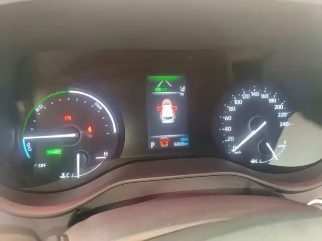 Toyota Sienna — Фото автомобиля 7