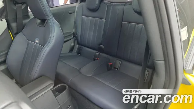 Mini Cooper — Фото автомобиля 23