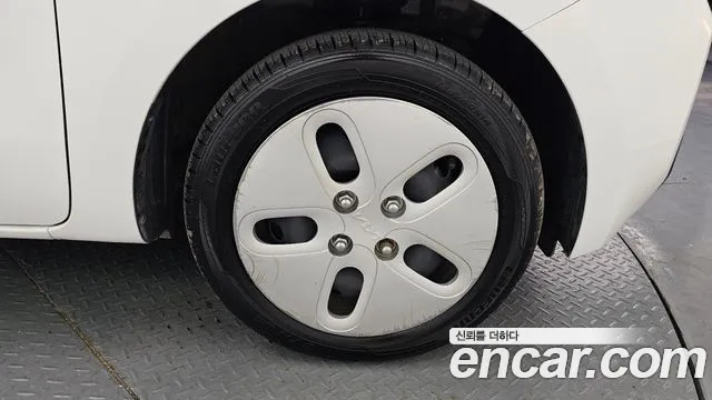 Kia RAY Новый Kia Ray Фургон — Фото автомобиля 5