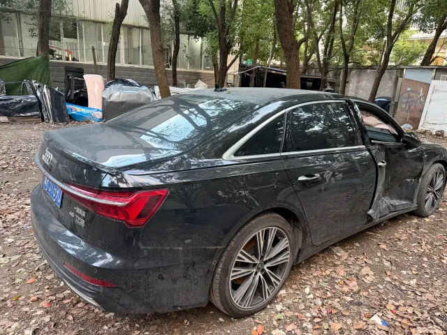 Audi A6L — Фото автомобиля 3