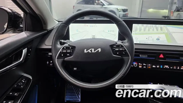 Kia EV6 — Фото автомобиля 19