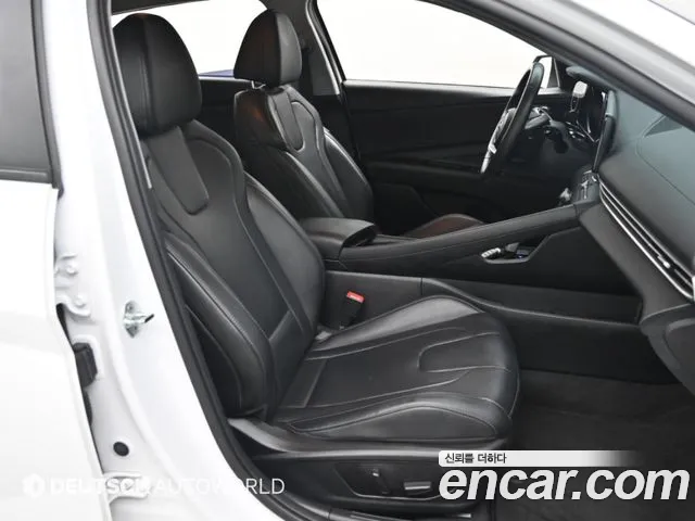Hyundai Avante CN7 — Фото автомобиля 18