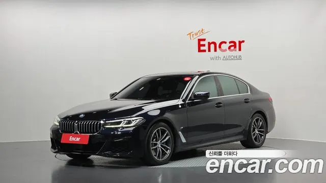 Фотография автомобиля — BMW 5 Series G30