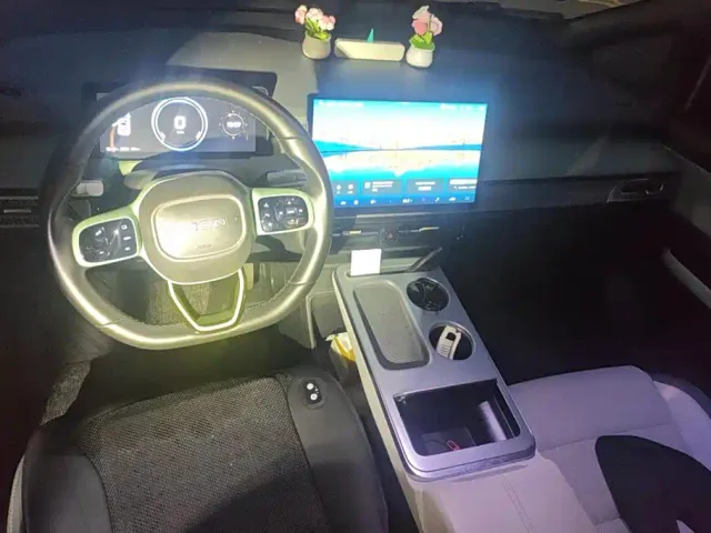 Aion AION Y 2022 Plus 70 Intelligent Edition — Фото автомобиля 12