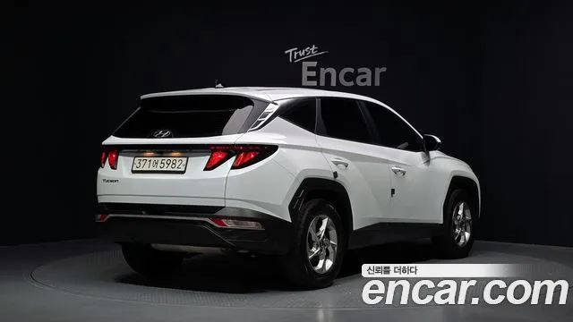 Hyundai Tucson Tucson (NX4) Бензин 1.6 турбо 2WD — Фото автомобиля 2