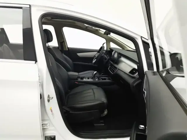 BYD Song MAX — Фото автомобиля 23