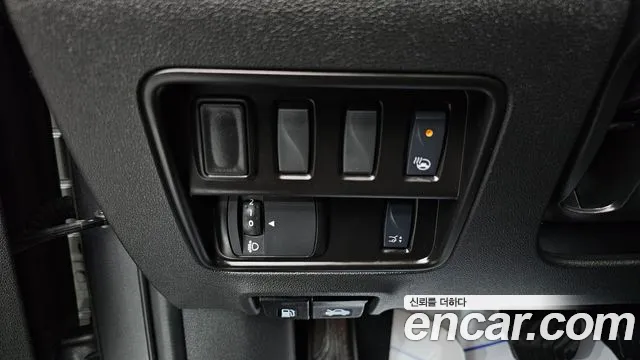 Renault-KoreaSamsung QM6 Новый QM6 2.0 LPe RE Signature 2WD — Фото автомобиля 13