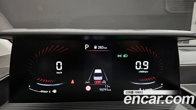 Hyundai Staria Staria 4WD Lounge 9 мест — Фото автомобиля 8