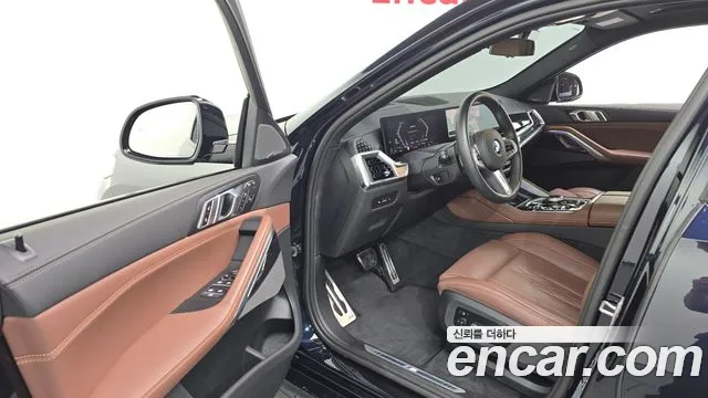 BMW X6 xDrive40i M Sport — Фото автомобиля 10