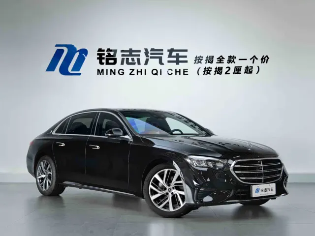 Mercedes-Benz E-Class — Фото автомобиля 2